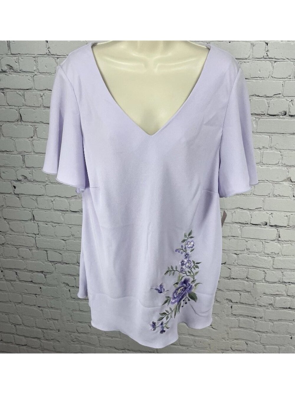 NWD Dressbarn Purple Embroidered Floral Flutter Short Sleeve Blouse Top Size 16W
